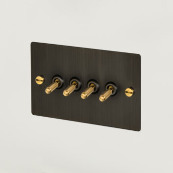 Toggle Smoked Bronze | Detail Kit Brass