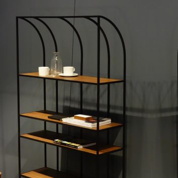 Arc Shelf